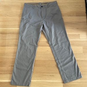 Men's Classic Straight Fit Khakis, Size 36x32